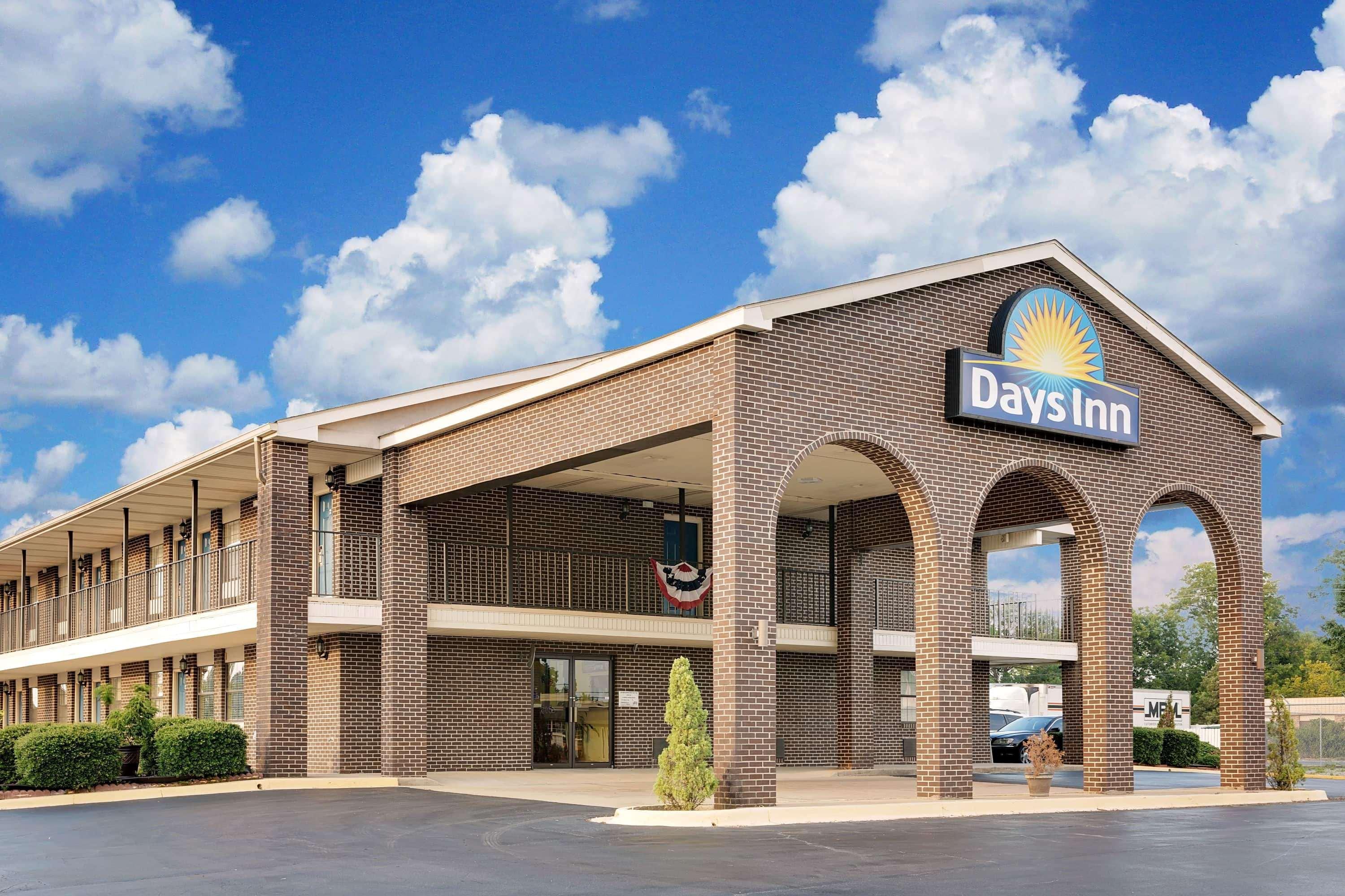 Days Inn By Wyndham Demopolis Exterior photo